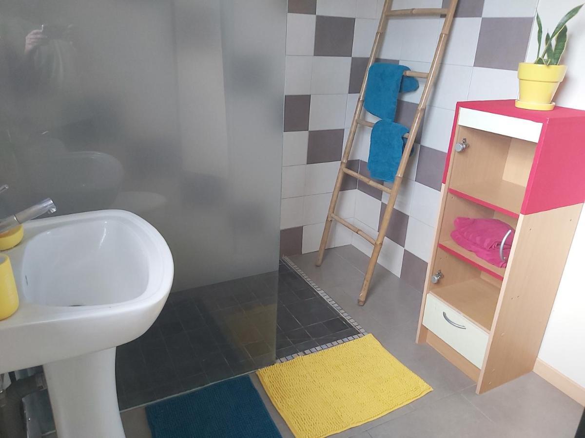 Location Meublee - Les Avirons Apartment Luaran gambar